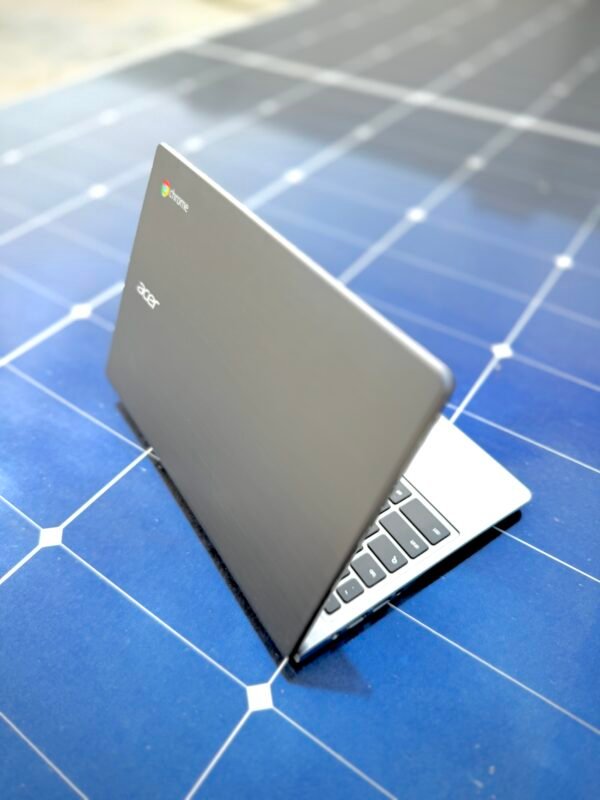 Acer C740 Chromebook – 4GB RAM – 128GB SSD Storage – Window 10 Supported