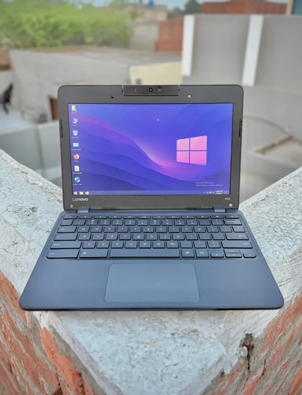 Lenovo N23 Chromebook - 4GB RAM - 16GB SSD Storage - Window 10 Supported